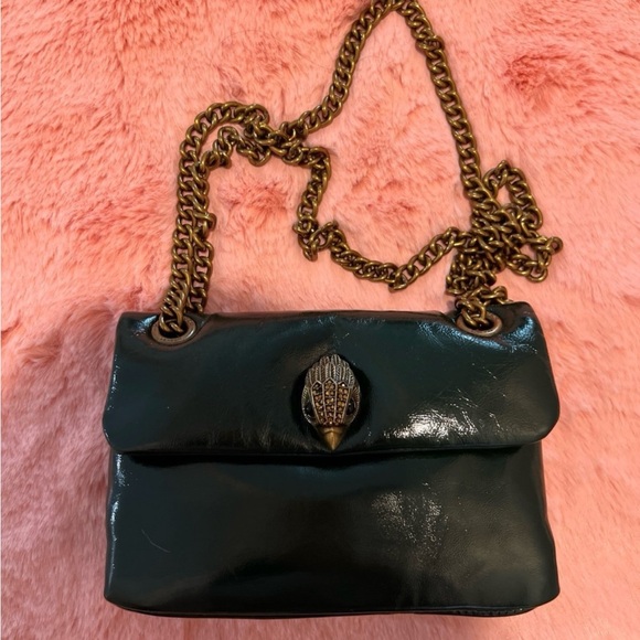 Elegant Green Crossbody Bag - Picture 3 of 4